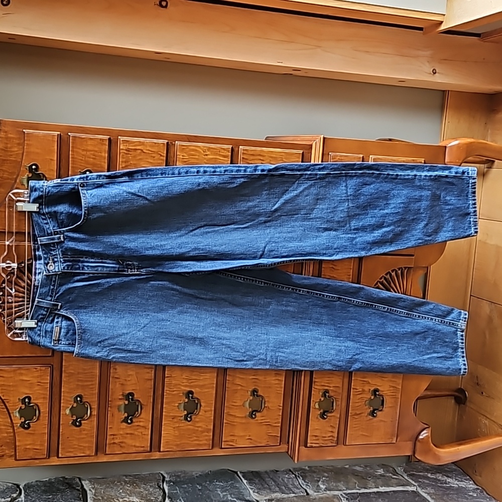 Eddie Bauer size 14 lose fit denim jeans 33" inseam